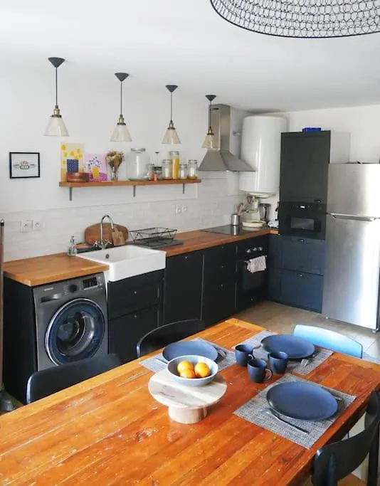 Charmant Mini Loft 57M2 Notre Dame Du Mont Marseille 0*,